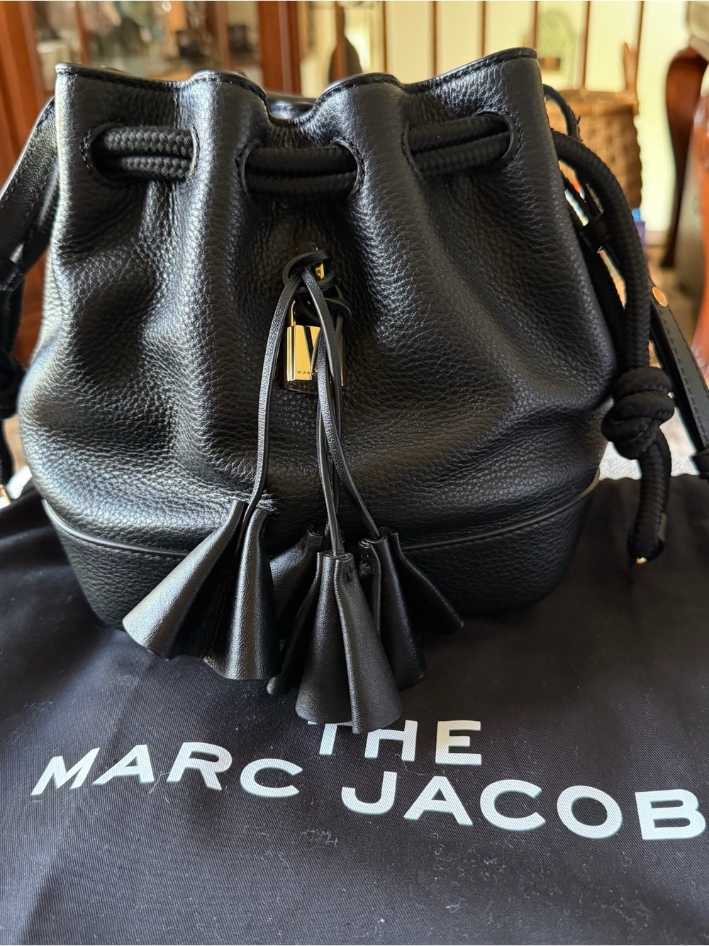 Marc Jacobs Black Pebbled Leather Tassel Drawstring Bucket Bag - Picture 2 of 5